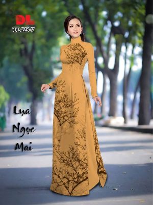 1619231596 350 vai ao dai moi nhat vua ra (11)